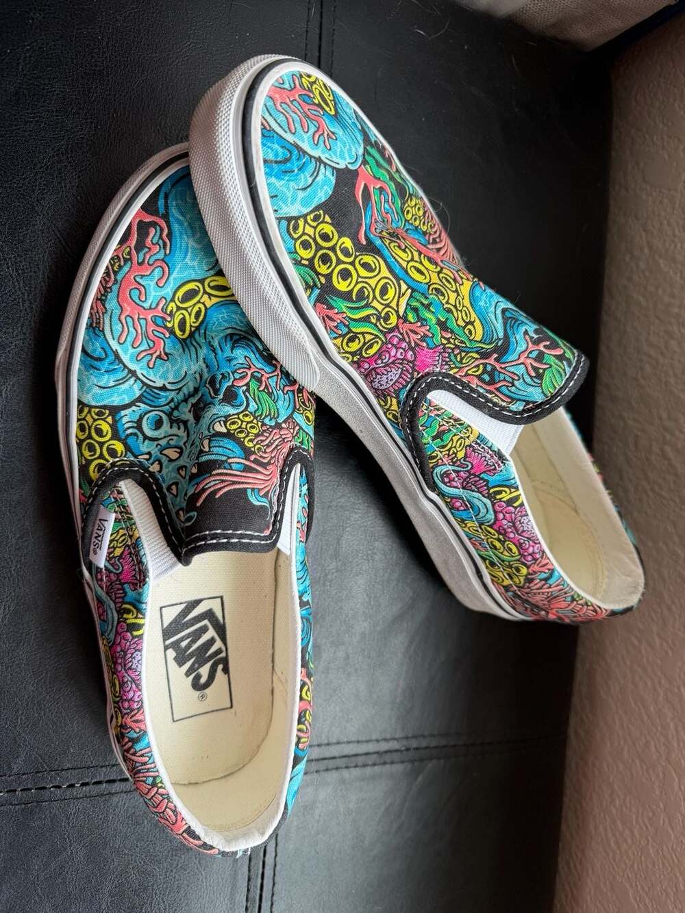 Vans Classic Slip-On Ocean Octopus Coral Print Men's 6 Women's 7.5